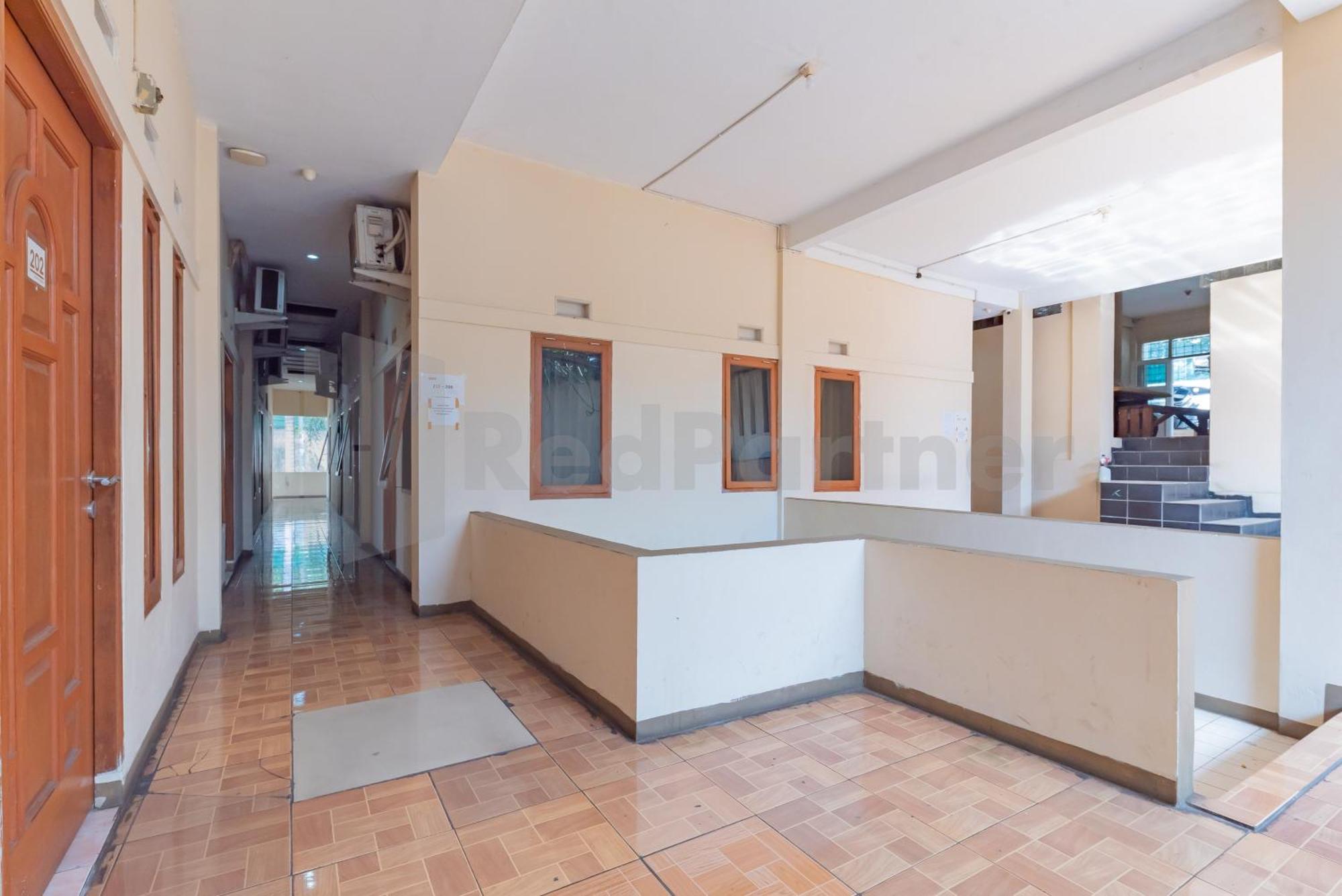 Wisma Alamanda Near Terminal Cicaheum Redpartner Μπαντούνγκ Εξωτερικό φωτογραφία